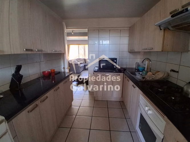 Casa en venta de 4 dorm. en Quilicura