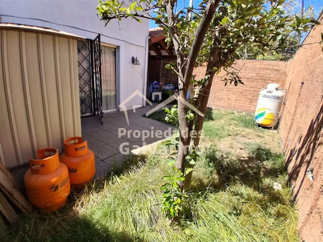 Casa en venta de 4 dorm. en Quilicura