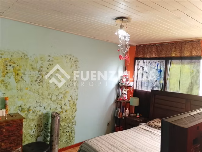 Casa en venta de 3 dorm. en La Cisterna