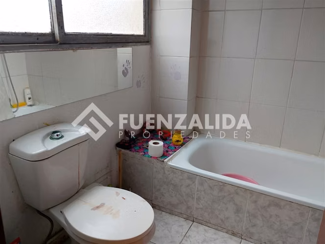 Casa en venta de 3 dorm. en La Cisterna