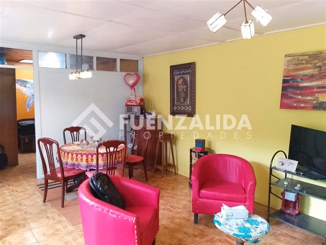 Casa en venta de 3 dorm. en La Cisterna