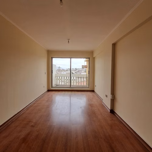 EN PLENO CENTRO DE LA SERENA SE ARRIENDA OFICINA 41 EDIF. FLORENCIA | 21 m² CON INTERNET INCLUIDO