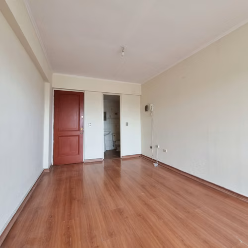 EN PLENO CENTRO DE LA SERENA SE ARRIENDA OFICINA 41 EDIF. FLORENCIA | 21 m² CON INTERNET INCLUIDO