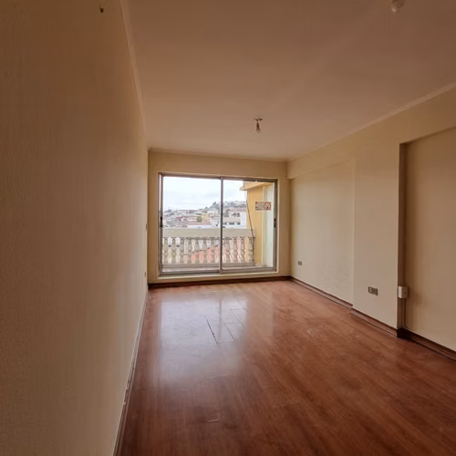 EN PLENO CENTRO DE LA SERENA SE ARRIENDA OFICINA 41 EDIF. FLORENCIA | 21 m² CON INTERNET INCLUIDO