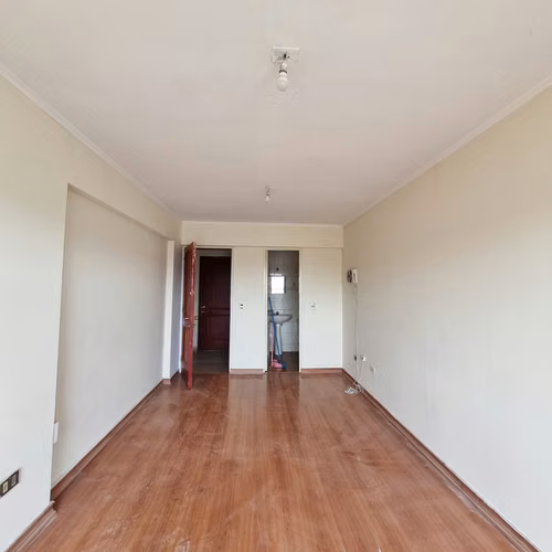 EN PLENO CENTRO DE LA SERENA SE ARRIENDA OFICINA 41 EDIF. FLORENCIA | 21 m² CON INTERNET INCLUIDO