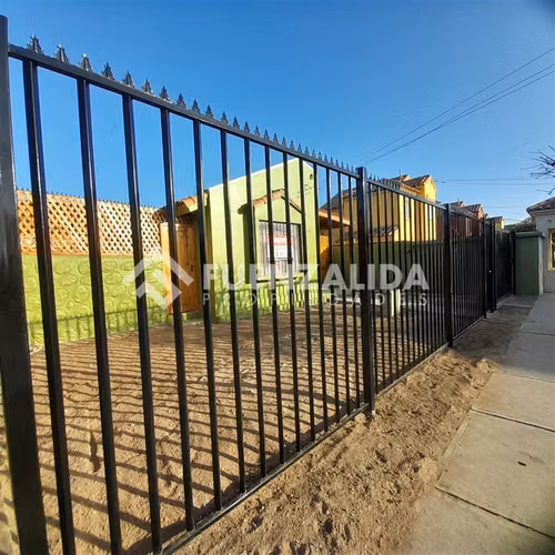 Casa en arriendo de 3 dorm. en Coquimbo