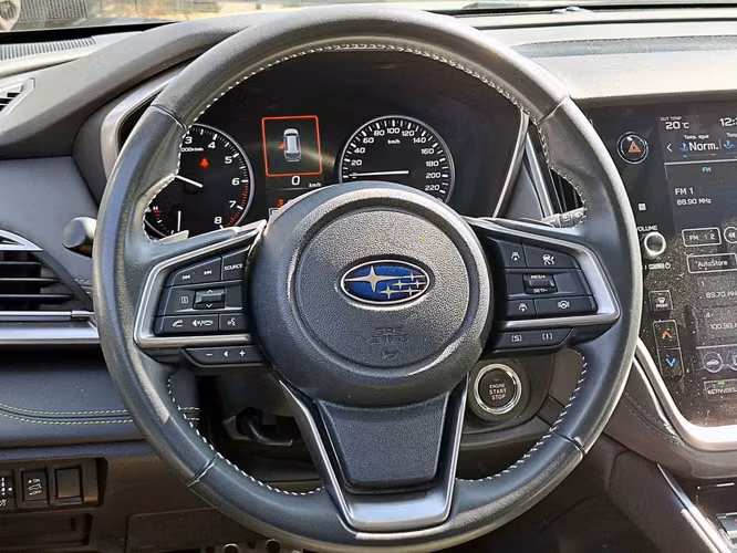SUBARU OUTBACK 2024