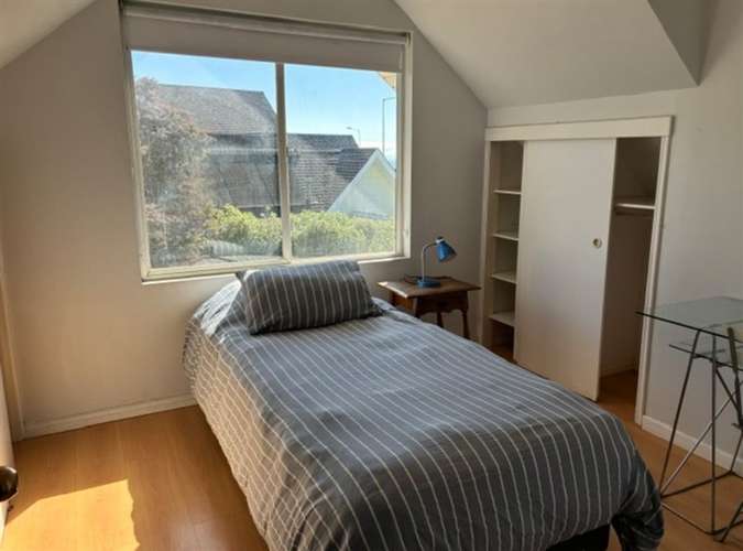 Casa de 6 dorm + servicios, en Santa María del Mar