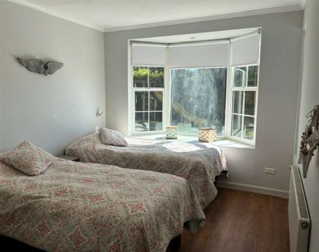 Casa de 6 dorm + servicios, en Santa María del Mar