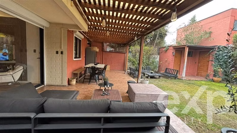 casa en Cond Huechuraba cerca colegio Pumahue - Imagen 16
