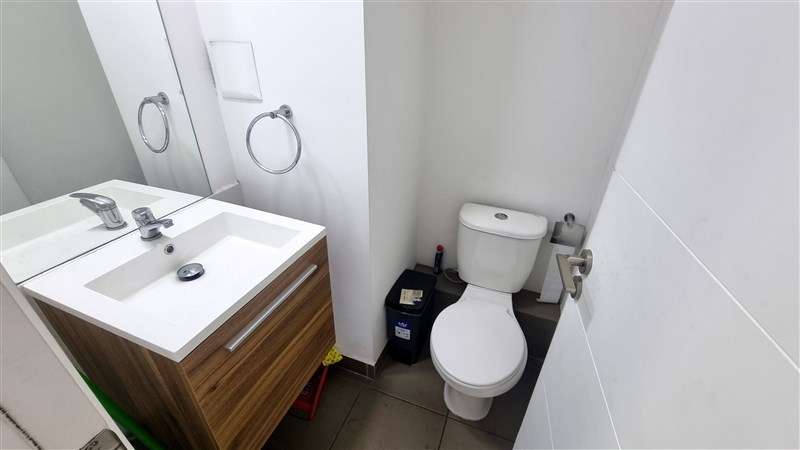 Moderna Oficina en Venta en Las Condes - Imagen 10