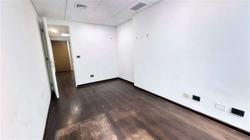 Moderna Oficina en Venta en Las Condes - Imagen 7