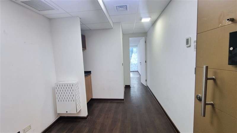 Moderna Oficina en Venta en Las Condes - Imagen 3