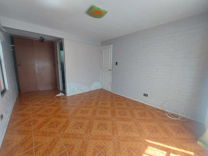 Casa En Venta De 4 Dorm. En Jardin Alto De La Florida