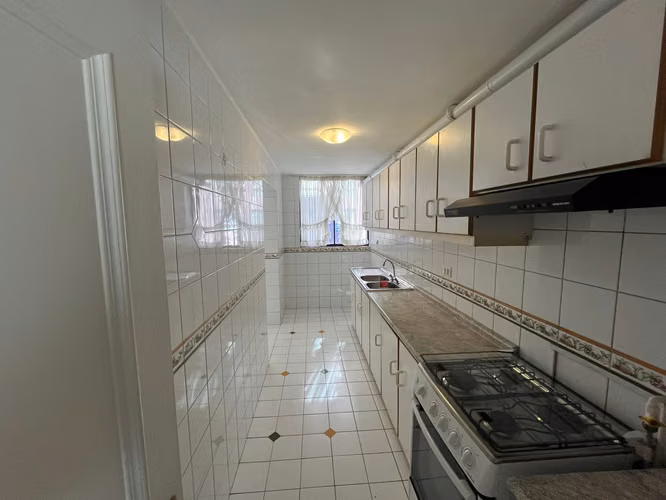Arriendo departamento amplio a pasos del Hospital Regional. Galvarino 365, Concepción