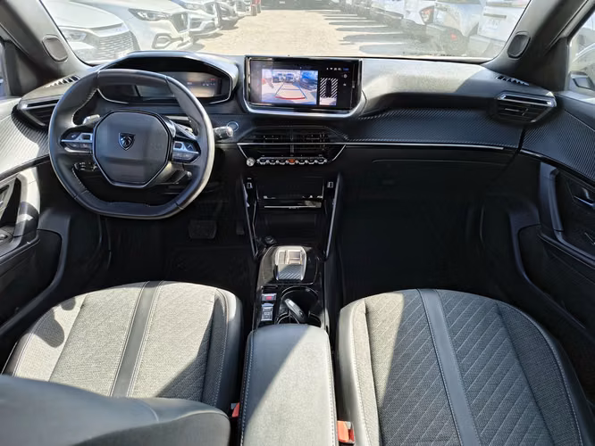 PEUGEOT 2008 2025
