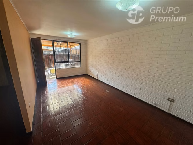 Casa en venta de 3 dorm. 2 baños en Maipú, REBAJADA, OFERTA