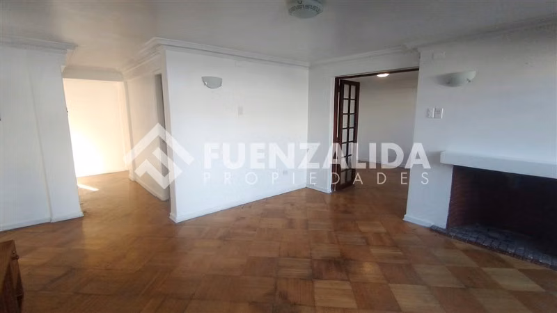 Casa en arriendo de 2 dorm. en Las Condes