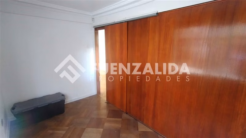 Casa en arriendo de 2 dorm. en Las Condes