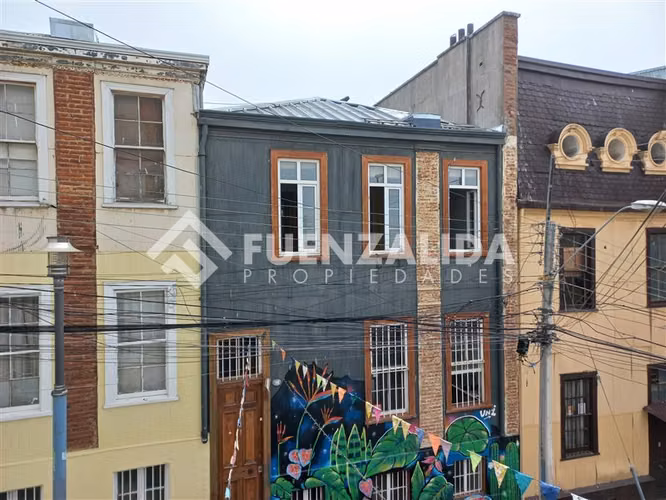 Local Comercial Cerro Concepción, tres niveles, vista,