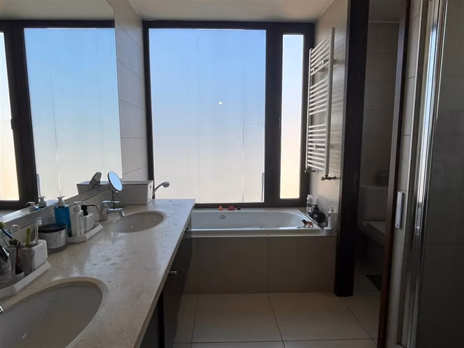 Mediterranea en condominio Piedra roja 4D 4B Chicureo