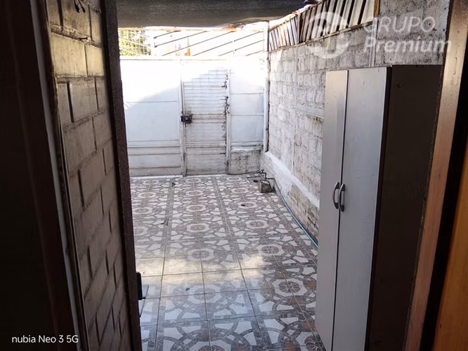 Venta Casa, 2 pisos - 3D/1B en San Bernardo