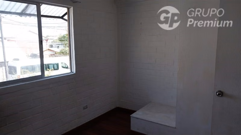 Venta Casa, 2 pisos - 3D/1B en San Bernardo