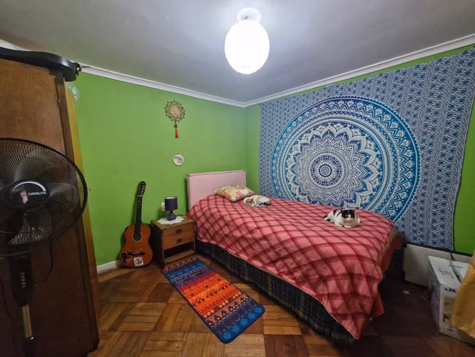 Grace Kelm Vende, Casa 177 m2/ 477m2 terr/5 d/ 2bañ/ piscina y quinch en Quinta Normal