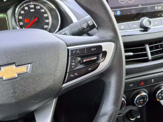 Chevrolet Onix 1.0T LTZ P2 4X2 HB MT 5P 2024