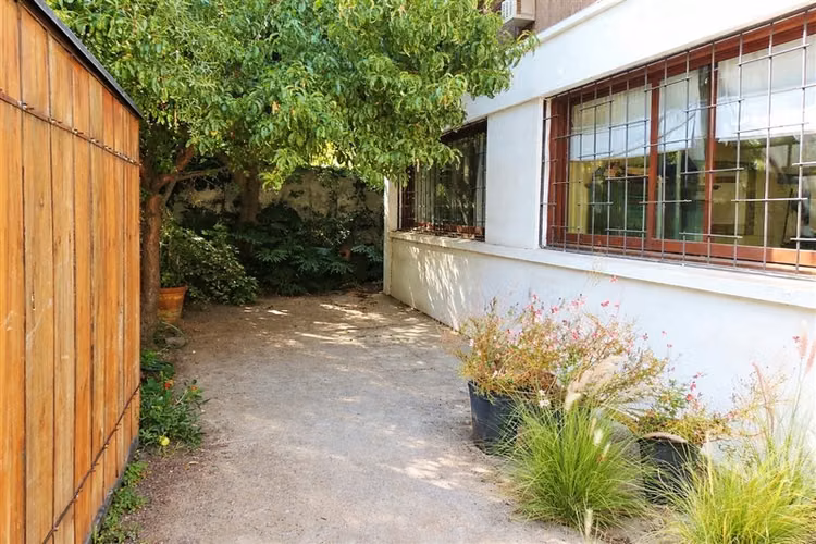 PRECIOSA CASA EN 396 M2 4D/3B LA REINA PLAZA EGAÑA - Imagen 9
