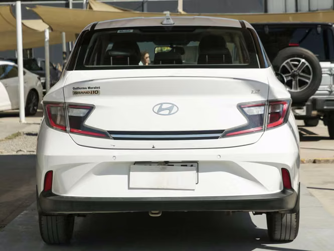 Hyundai Grand I10 2024 Grand I-10 Ai3 Sedan 1.2 Mt Plus - Imagen 5