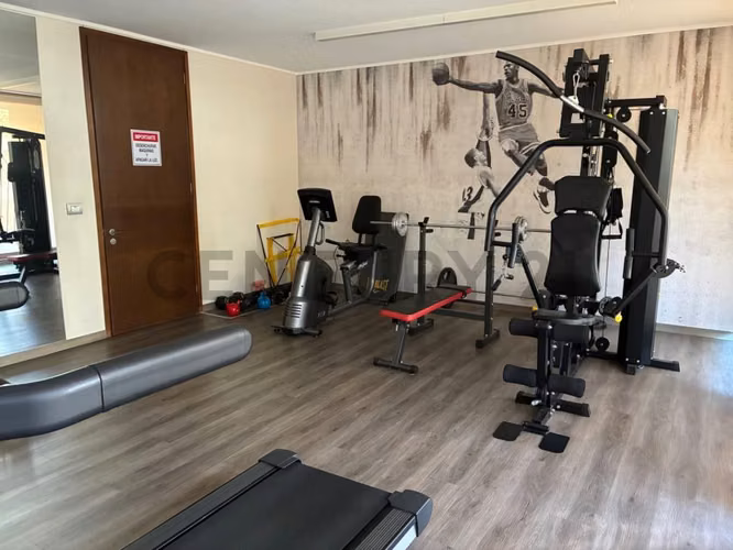 Venta estupendo y  amplio departamento en Vitacura