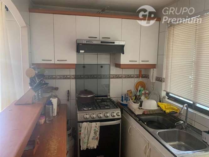 Casa aislada en venta 4D 3B 2E Peñaflor cercana a plaza - Imagen 4