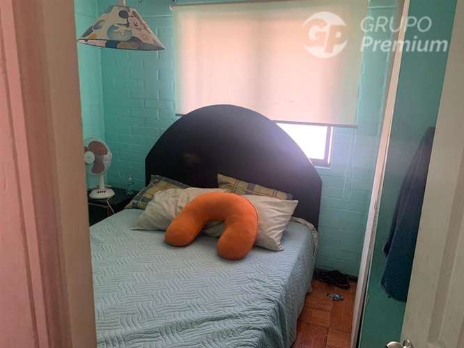 Casa aislada en venta 4D 3B 2E Peñaflor cercana a plaza - Imagen 5