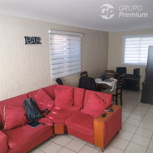Casa en venta de 2 dorm 1 B, Condominio cerrado. en Coronel