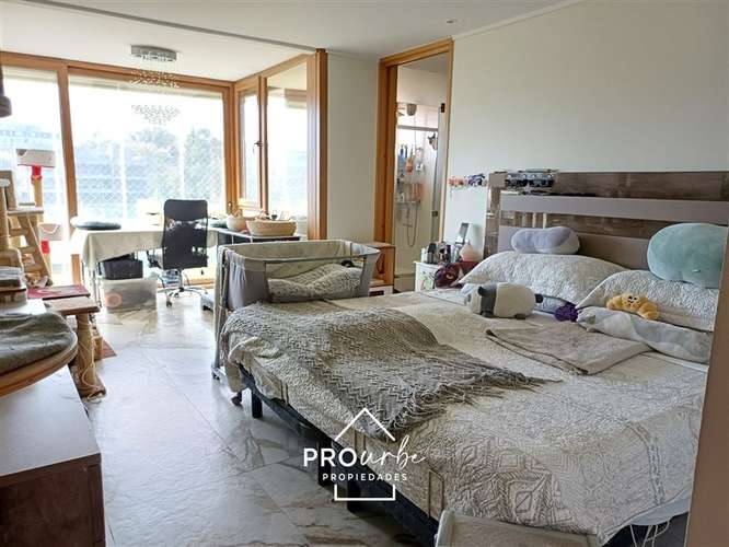 Dúplex Exclusivo, quincho techado, 4 dorm. La Dehesa Central - Imagen 6