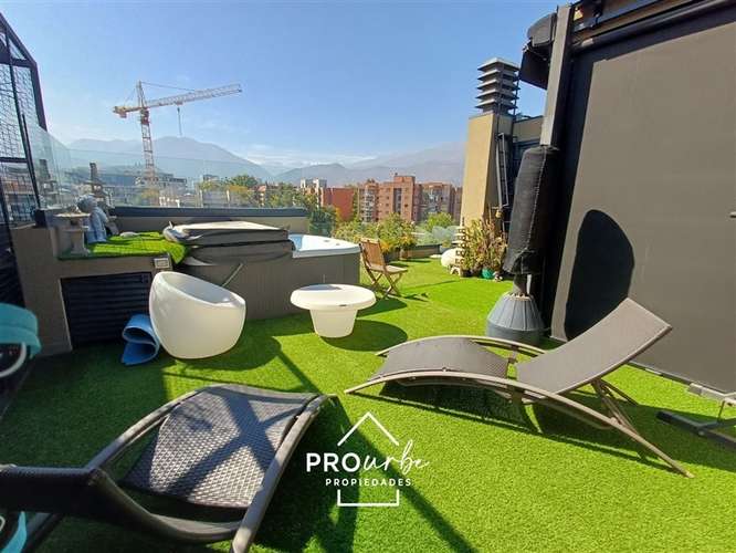 Dúplex Exclusivo, quincho techado, 4 dorm. La Dehesa Central - Imagen 22