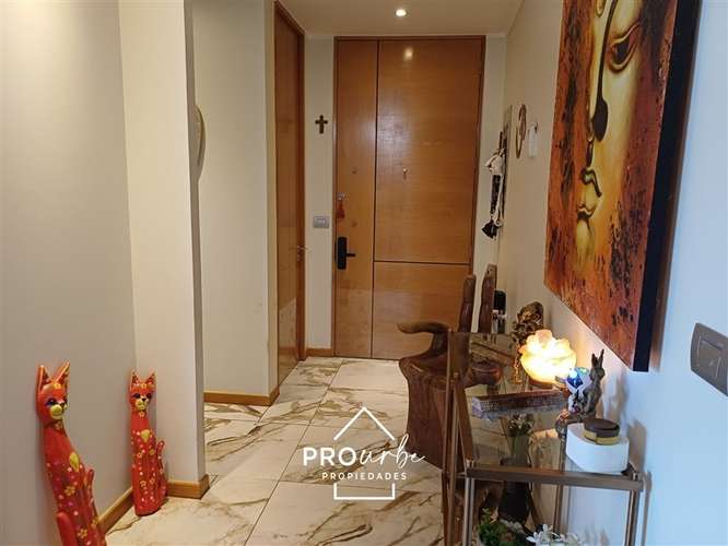 Dúplex Exclusivo, quincho techado, 4 dorm. La Dehesa Central - Imagen 8