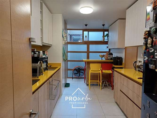 Dúplex Exclusivo, quincho techado, 4 dorm. La Dehesa Central - Imagen 5