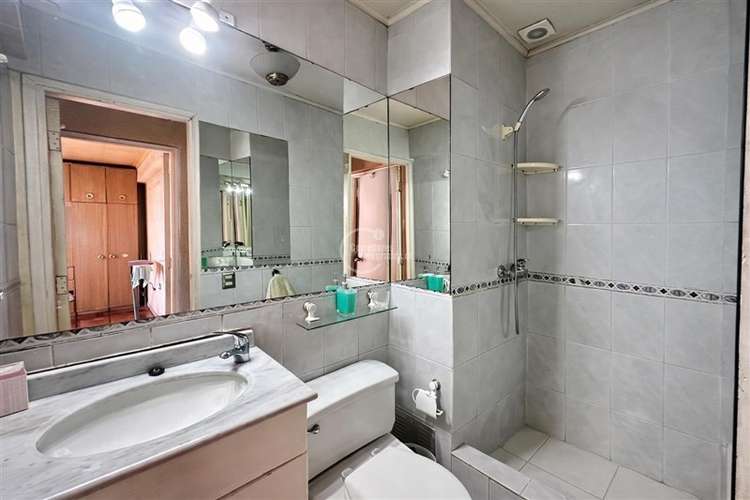Casa en venta con 620 m2 Ideal para remodelación o inversión - Imagen 12