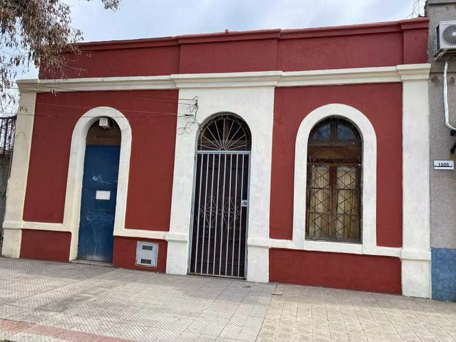 Casa Amplia con Jardín interno (156348)