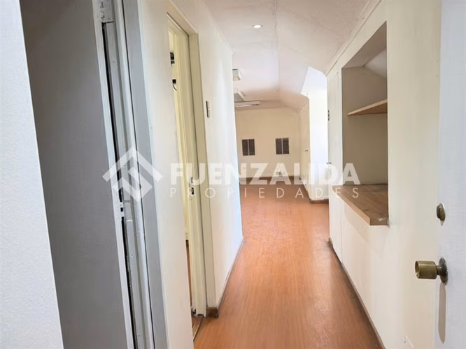 Gran Casa, adaptada para oficina en Venta Providencia