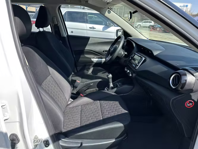NISSAN KICKS 1.6 MANUAL SENSE UNICO DUEÑO MANTENCIONES 2022