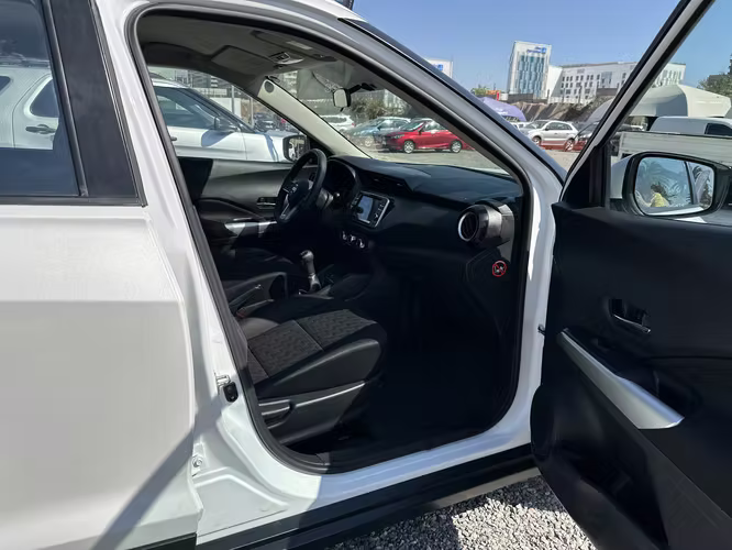 NISSAN KICKS 1.6 MANUAL SENSE UNICO DUEÑO MANTENCIONES 2022