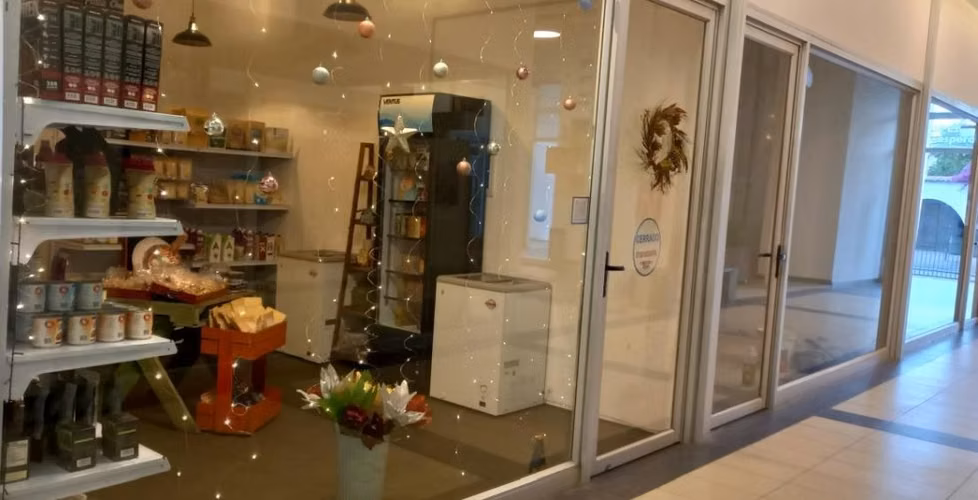 OPORTUNIDAD Local 22m2, Baulevard del Centro, Talagante