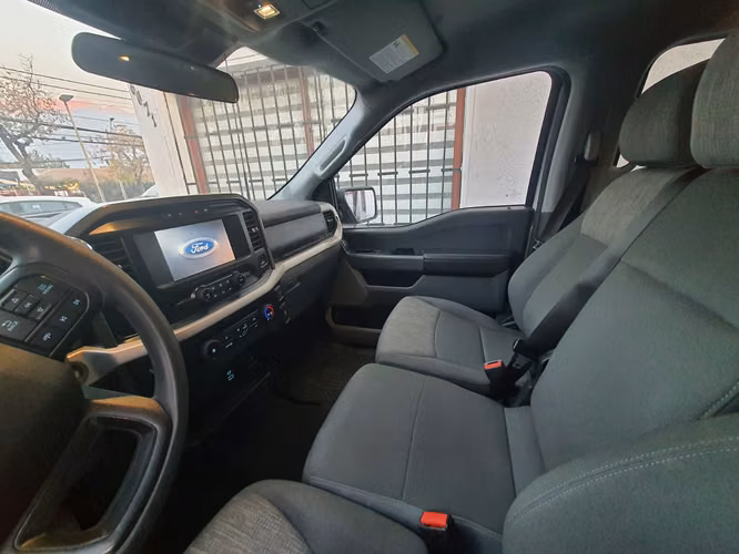 FORD F150 XLT 2022 3.3CC Mantenciones, unica dueña, casi nueva