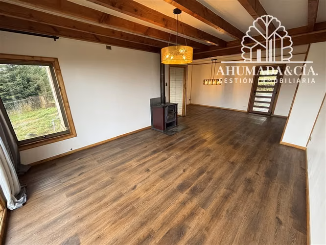 Casa en arriendo de 3 dorm. en Coihaique