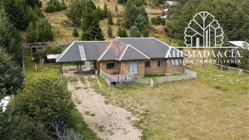 Casa en arriendo de 3 dorm. en Coihaique