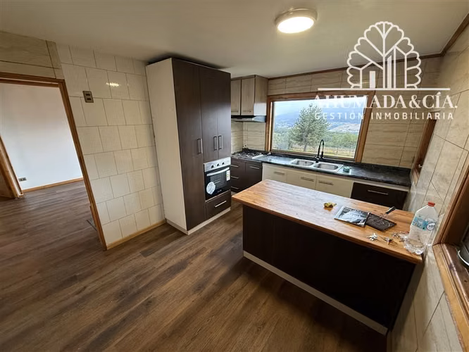 Casa en arriendo de 3 dorm. en Coihaique