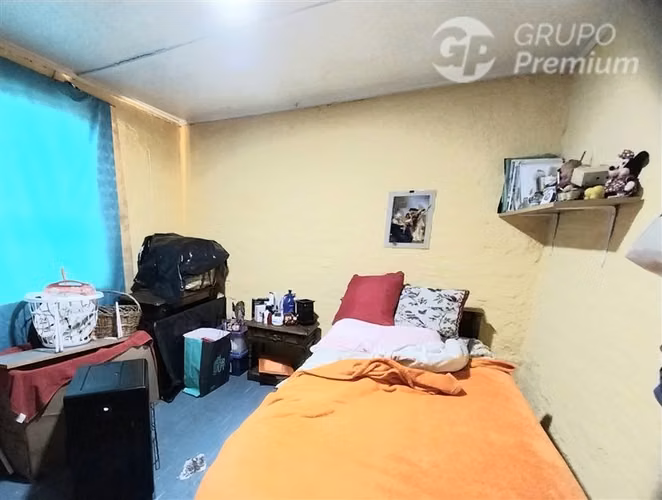 2Locales con baño y bodega en arriendo, Recoleta